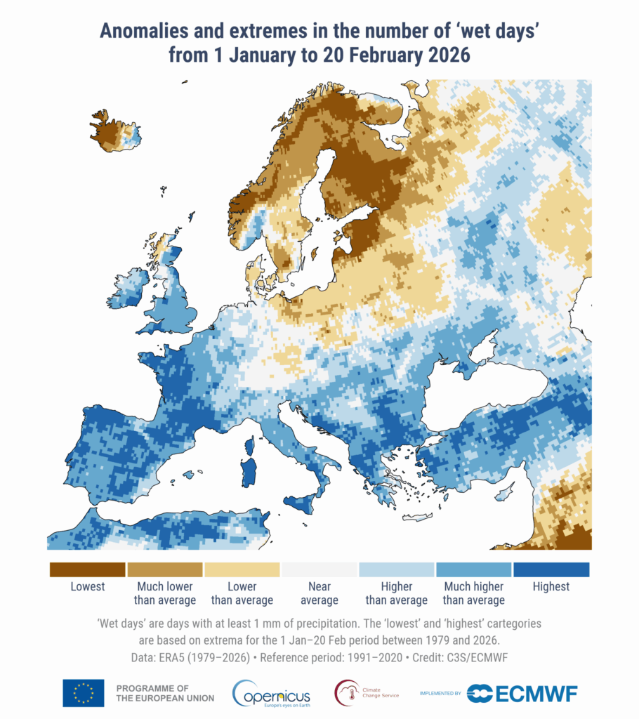 C3S_Bulletin_hydro_202602_FigH1_map_wet_days_anomalies